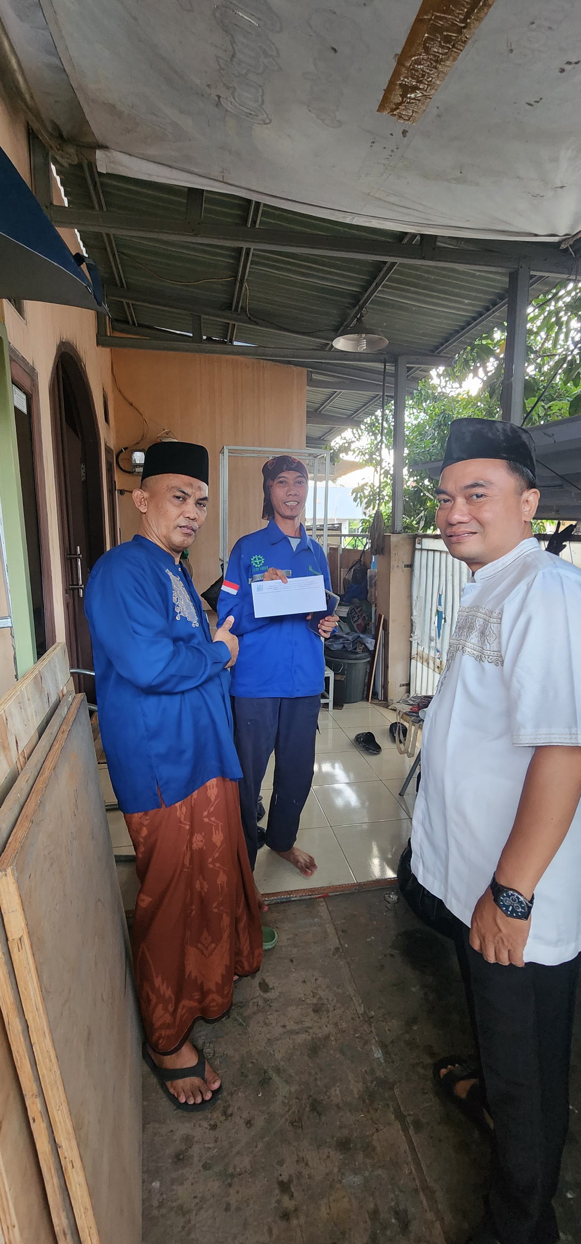 Distribusi Zakat Propesi Ke Mustahik